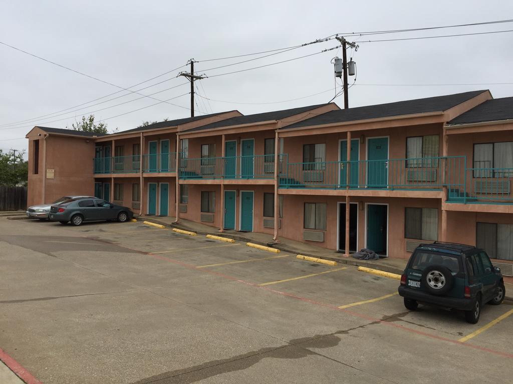 Crown Inn Grand Prairie Εξωτερικό φωτογραφία
