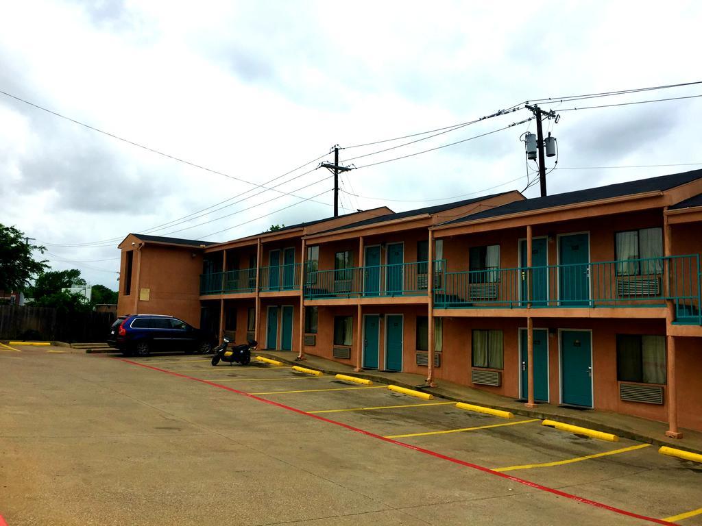 Crown Inn Grand Prairie Εξωτερικό φωτογραφία