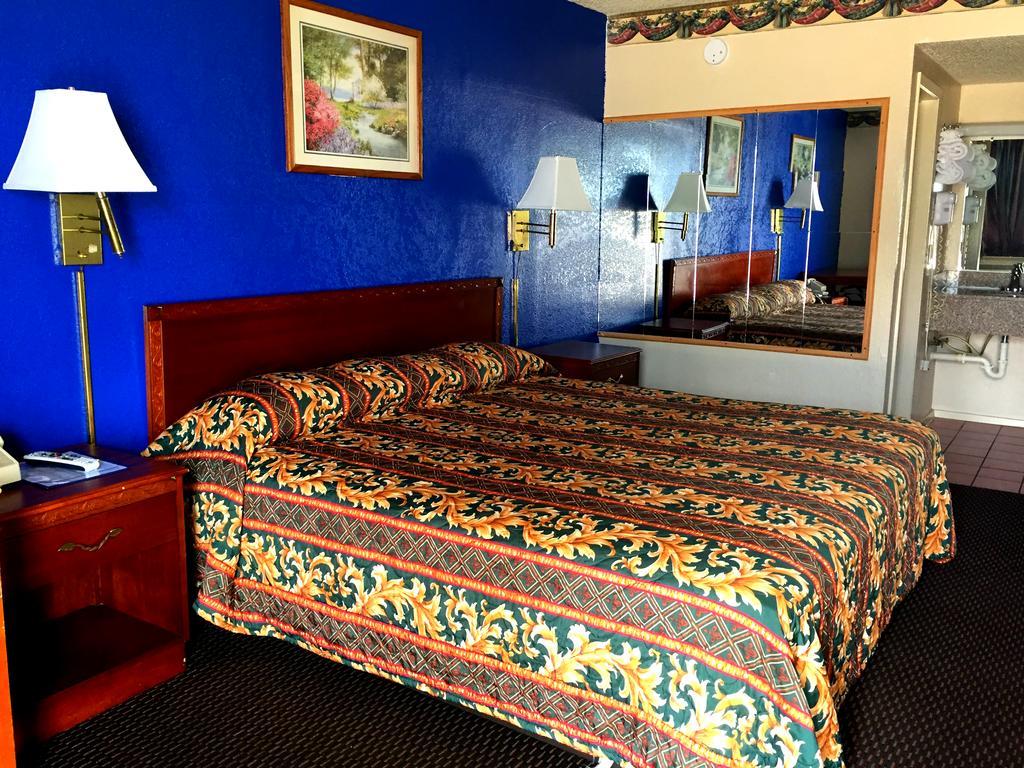 Crown Inn Grand Prairie Εξωτερικό φωτογραφία