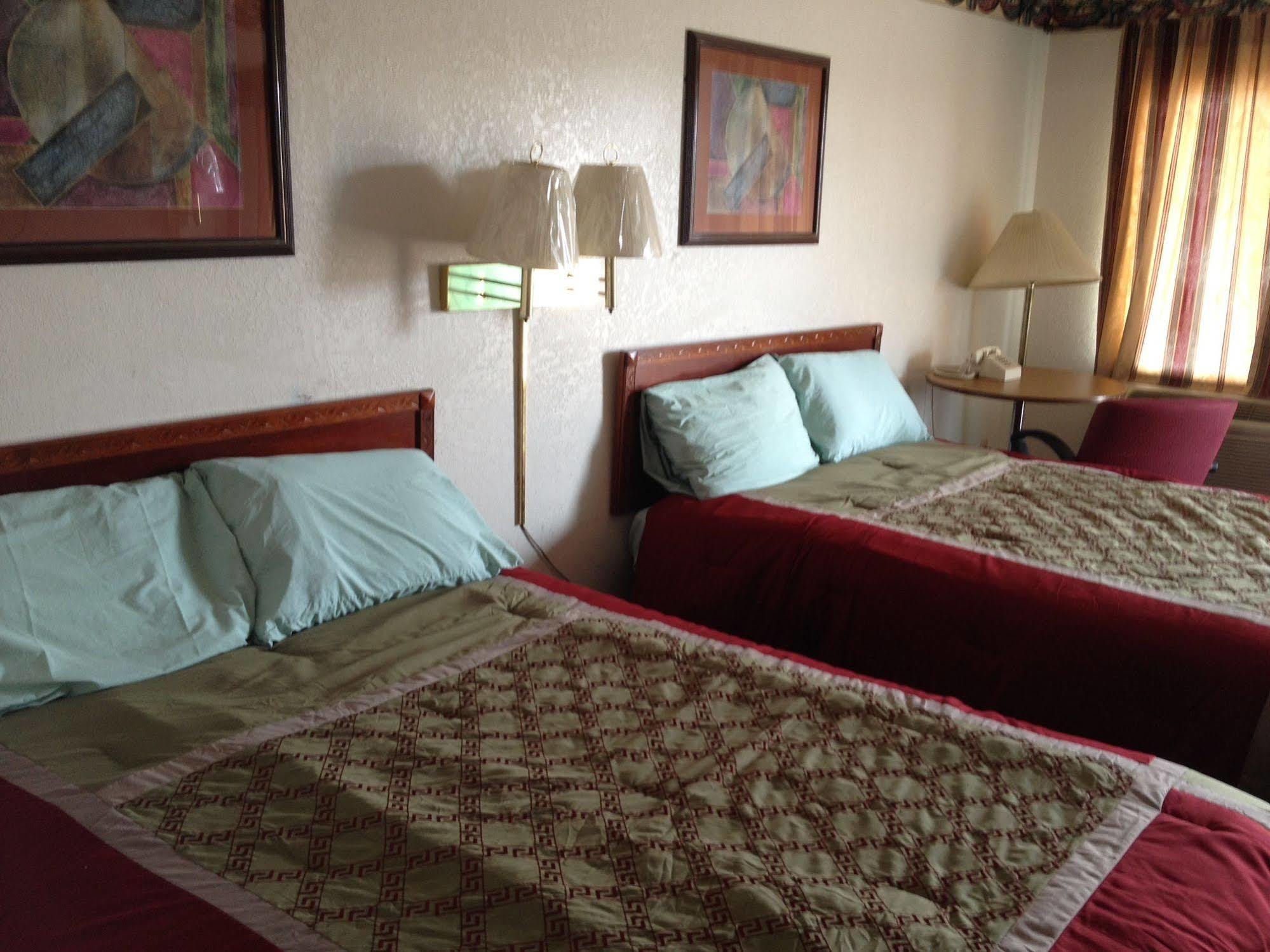 Crown Inn Grand Prairie Εξωτερικό φωτογραφία