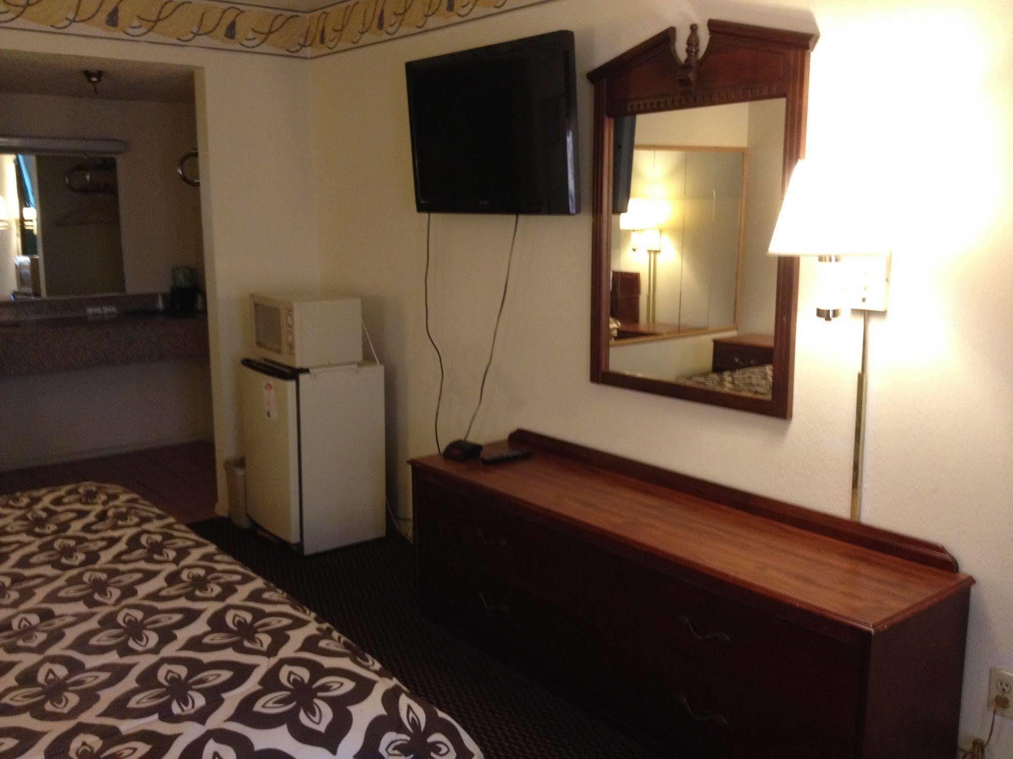 Crown Inn Grand Prairie Εξωτερικό φωτογραφία