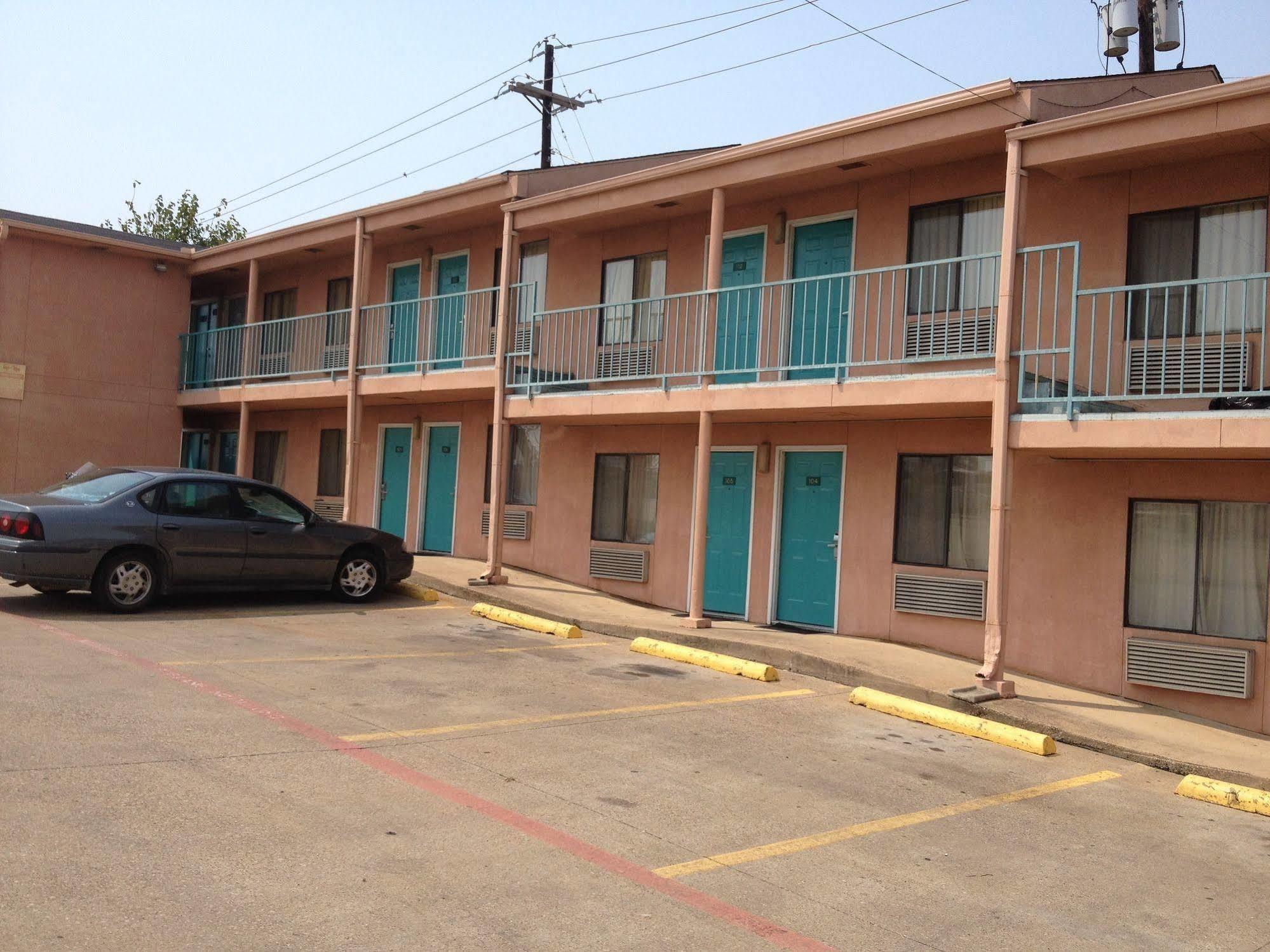 Crown Inn Grand Prairie Εξωτερικό φωτογραφία